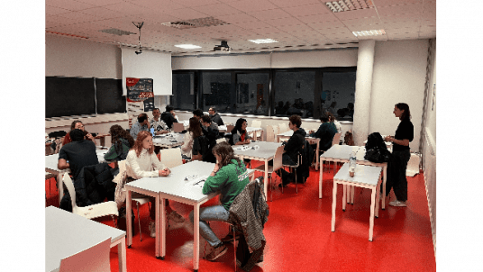 Rencontre étudiant(e)s / Alumni le lundi 13 octobre de 17h30 à 20h à l'Institut d'Optique